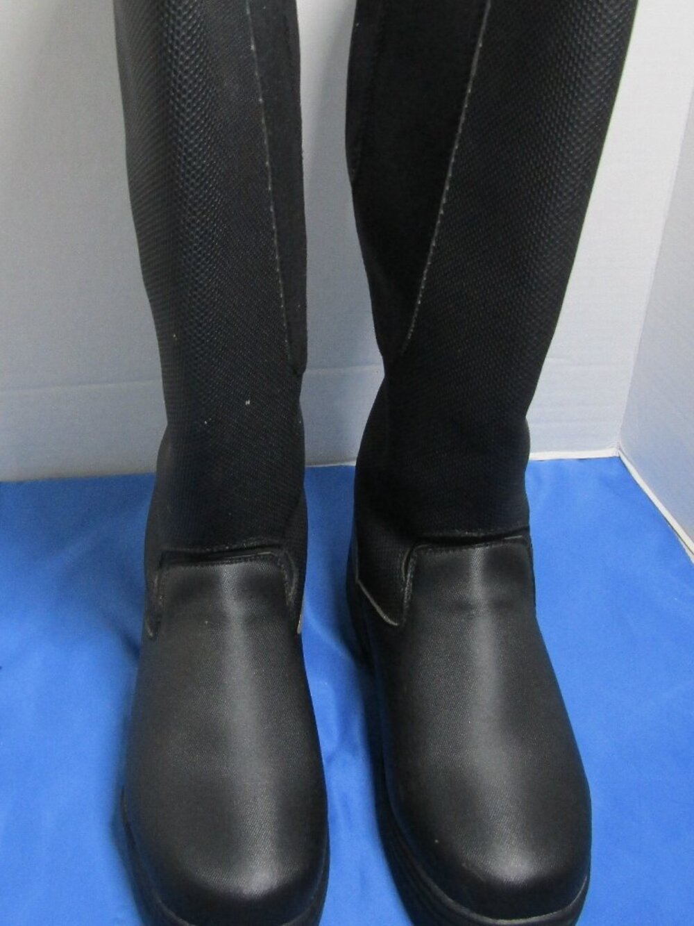 Tuffrider Snow Rider Black tall boot Size 7 #8001-W7 New